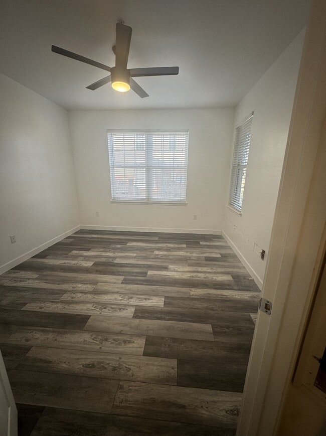 Building Photo - 12926 Ironstone Way