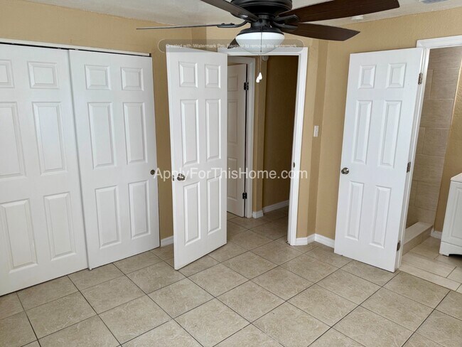 Building Photo - Single Family Home