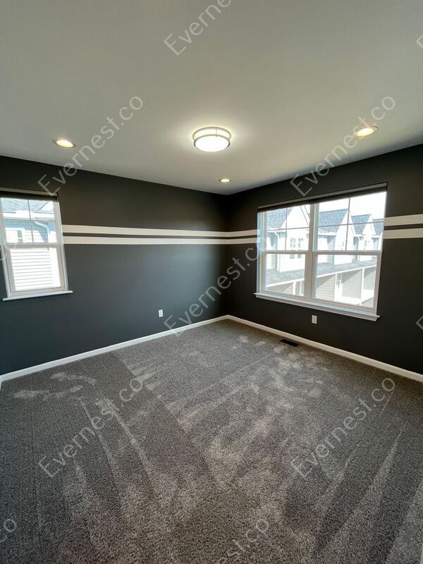 Building Photo - 3977 Trailway Commons Cir