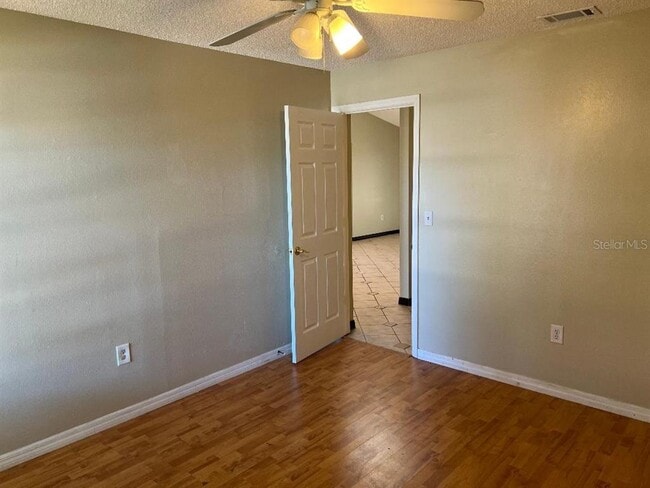 Building Photo - 200 Arbor Dr W