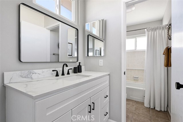 Building Photo - 800 Manhattan Ave