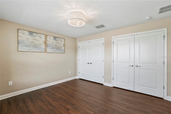 Building Photo - 717 N Rome Ave