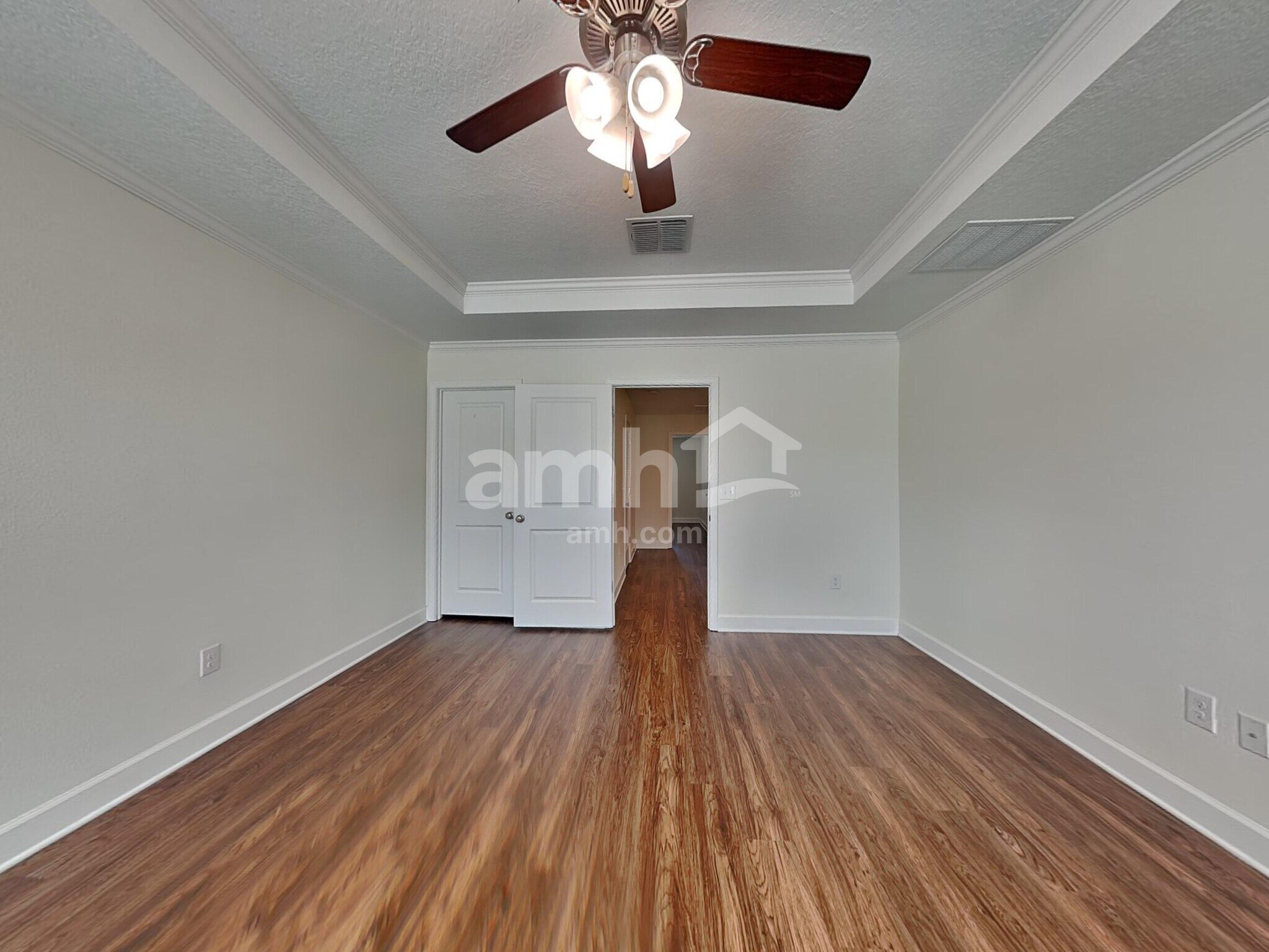 Building Photo - 905 Walden Pond Dr