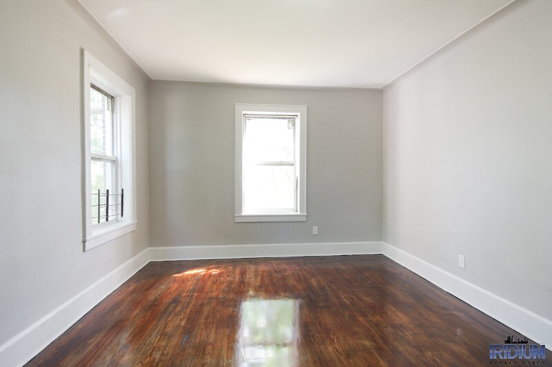 Building Photo - 471 Madison Ave