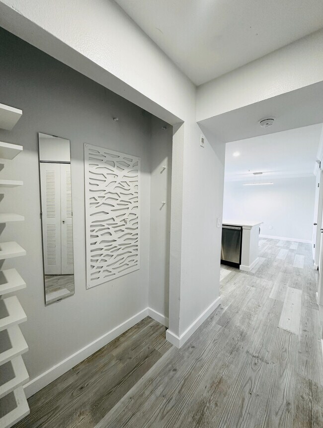 Building Photo - 2400 Feather Sound Dr