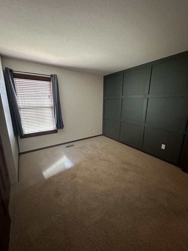 Building Photo - Charming 3BR House in Roanoke