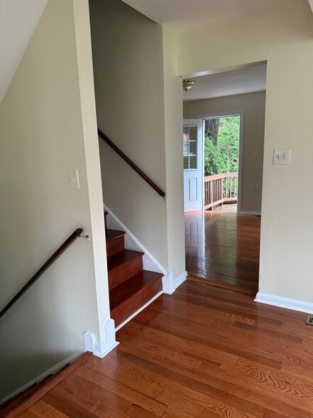 Building Photo - 13130 Quann Ln