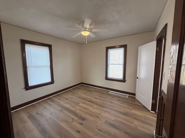 Building Photo - 1 BR w Loft