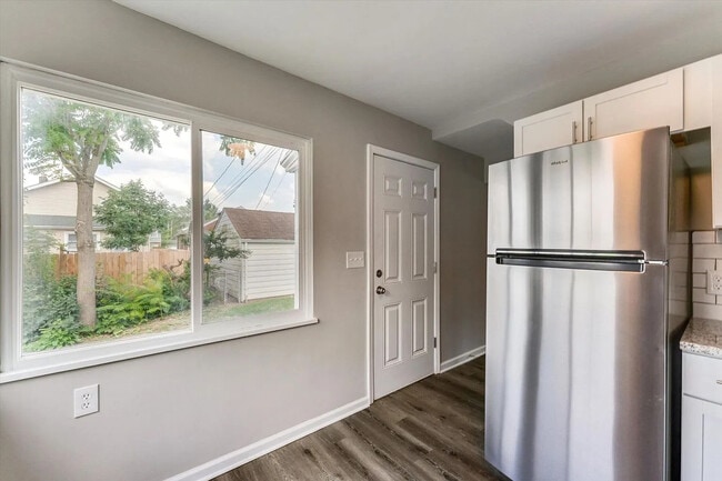 Building Photo - 1362 Clinton St