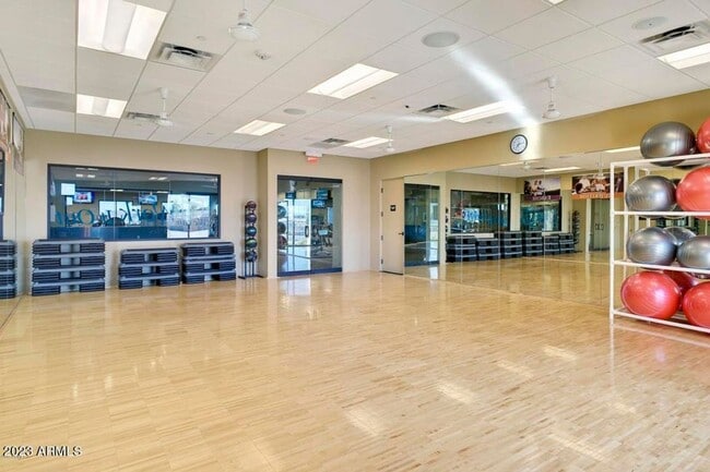 Building Photo - Gorgeous home in gated 55+ community of Canta Mia!