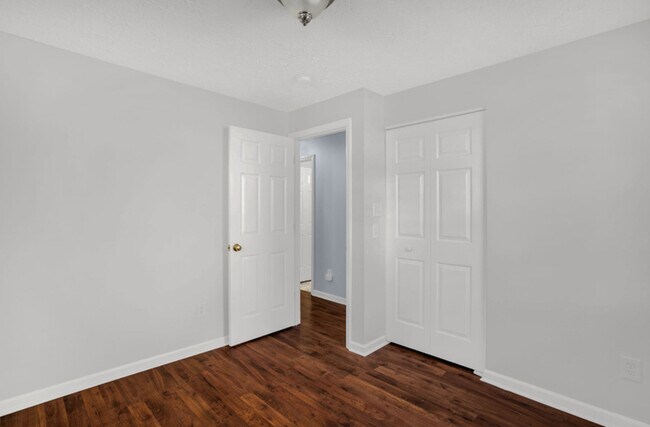 Building Photo - 1812 Shiva Ct