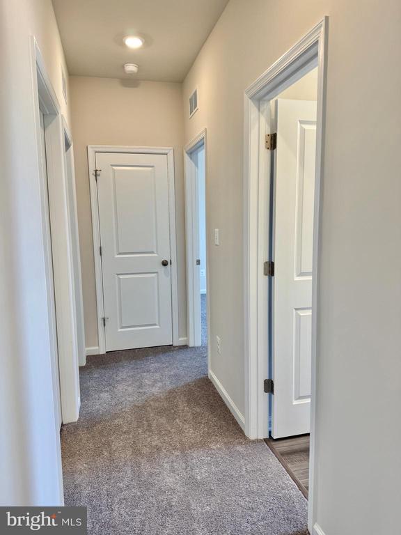 Building Photo - 19 Trout Lily Dr