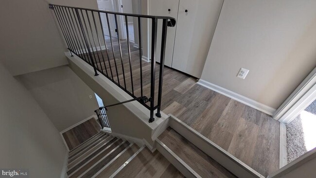 Building Photo - 16303 Taconic Cir