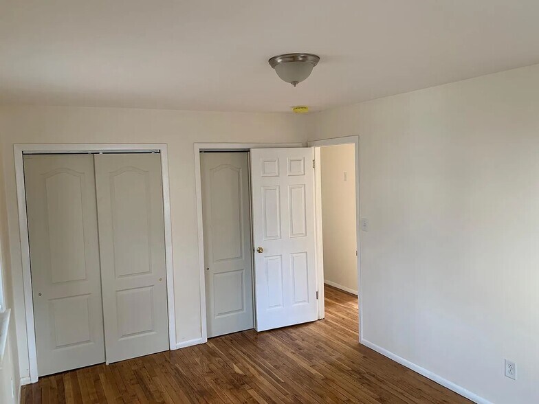 Building Photo - 119 Jackson Ave