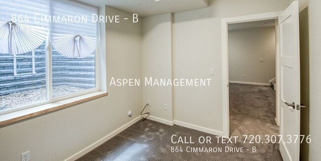 Building Photo - 864 Cimarron Dr