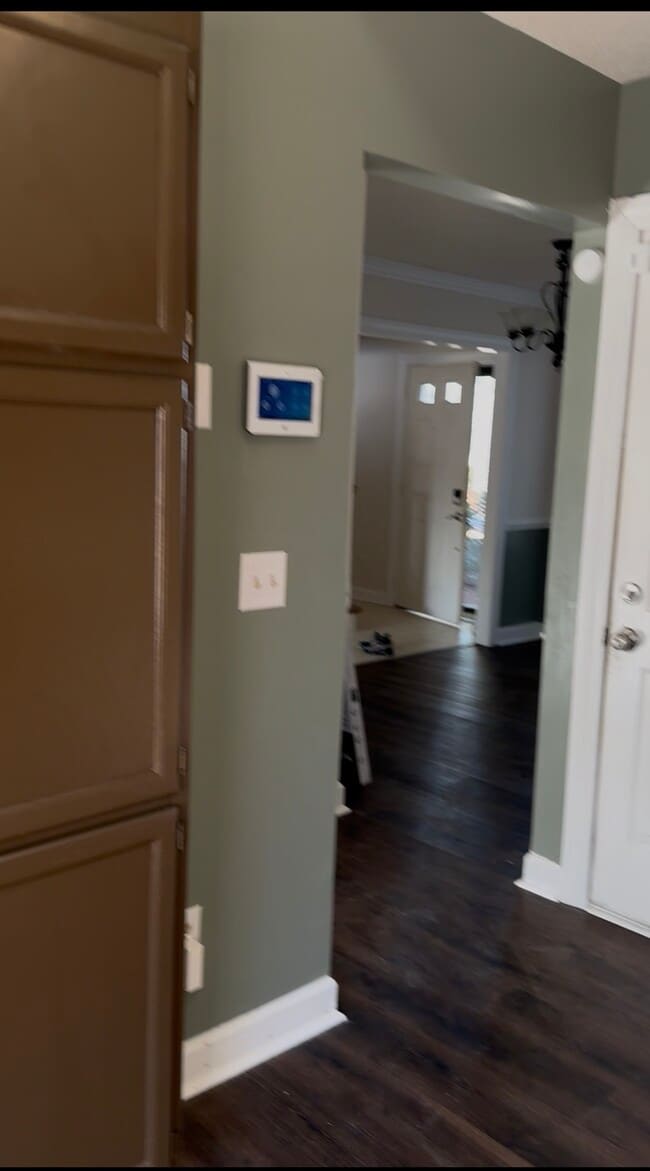 Building Photo - 1302 Farrington Way