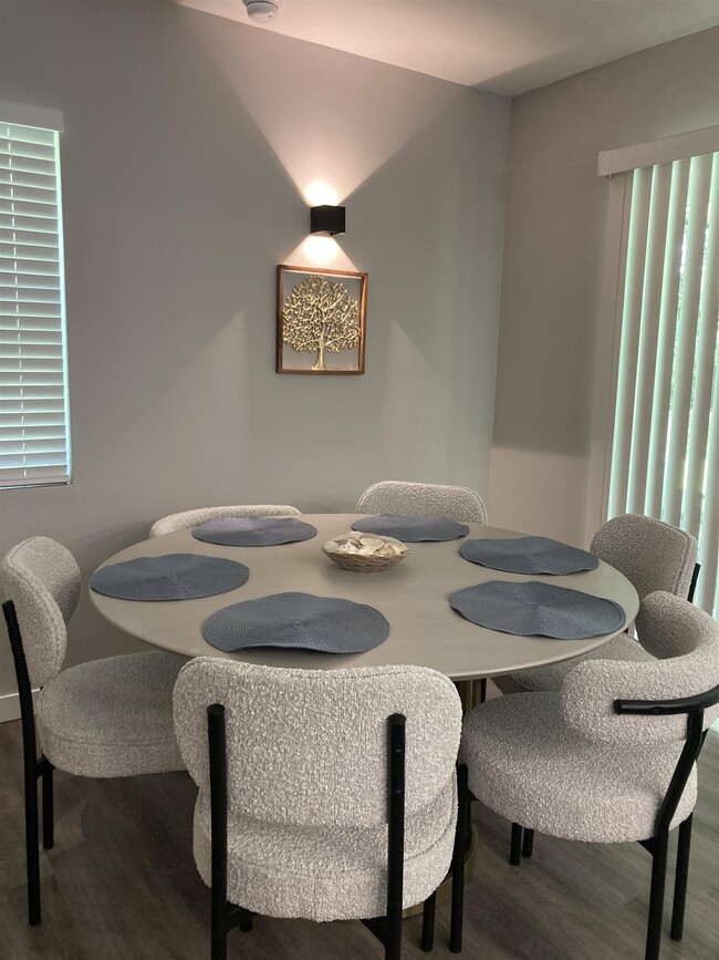 Building Photo - 5200 Choctaw St