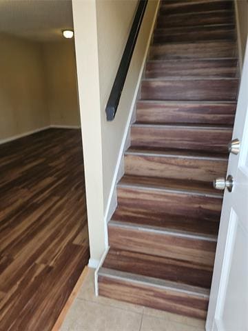 Building Photo - 2822 Wimbledon Ct