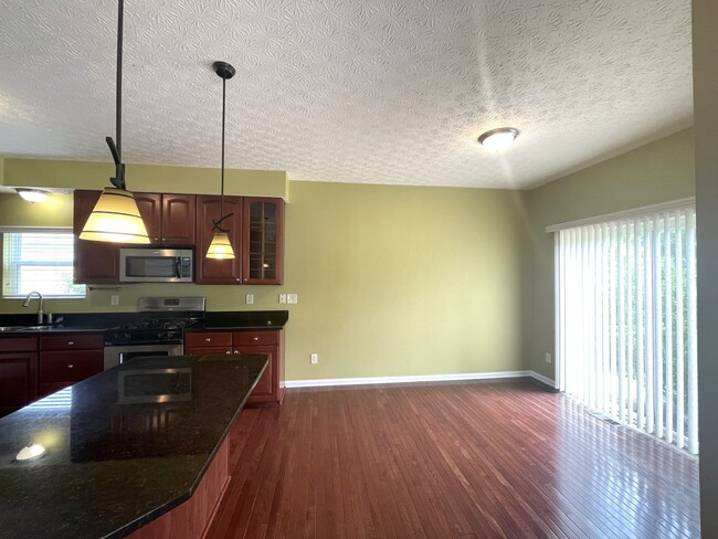 Building Photo - 6127 Janes Way