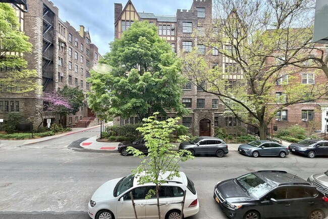 Floorplan - 175 Pinehurst Avenue