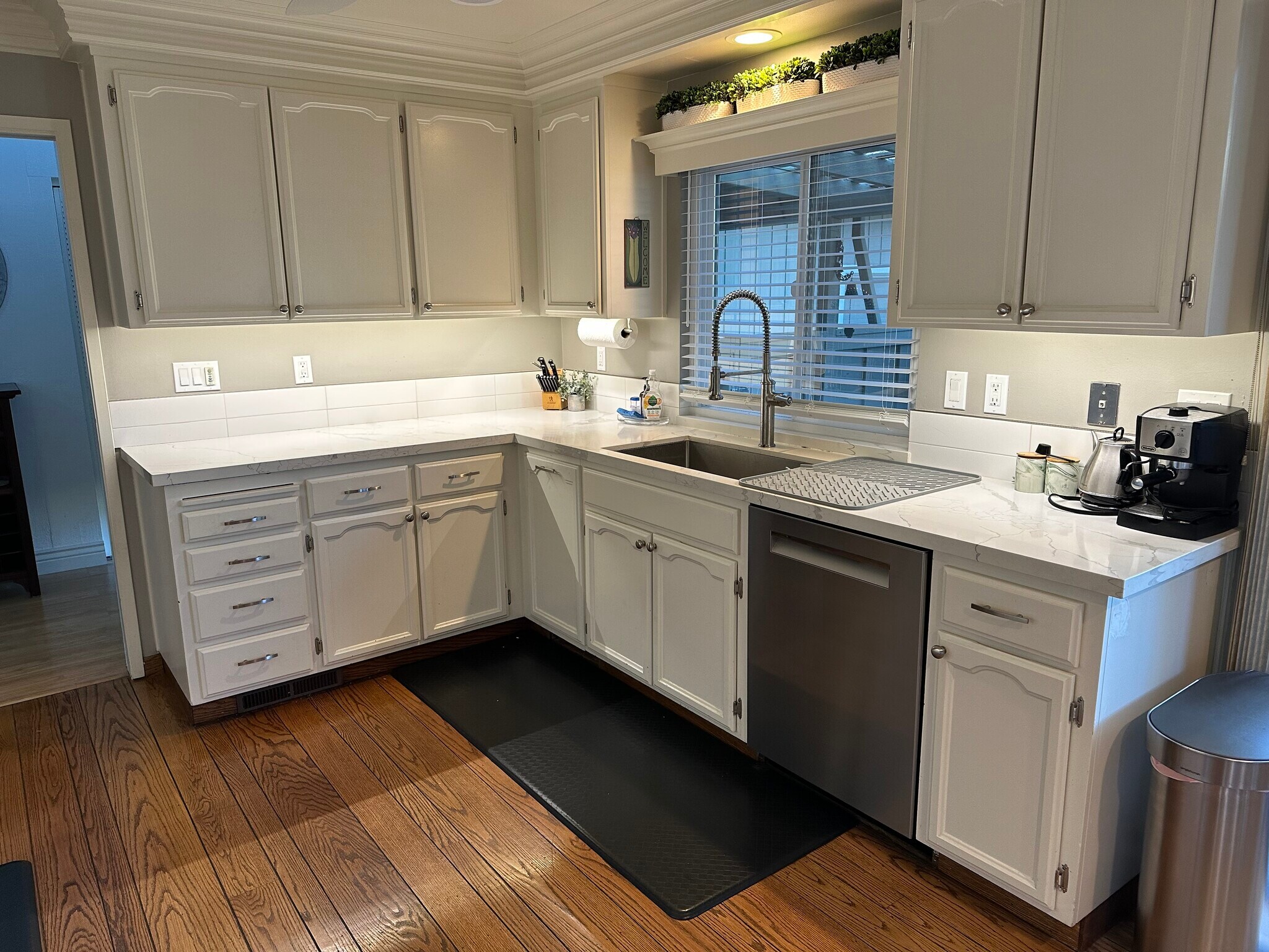 Kitchen - 125 Alta Mesa Ct