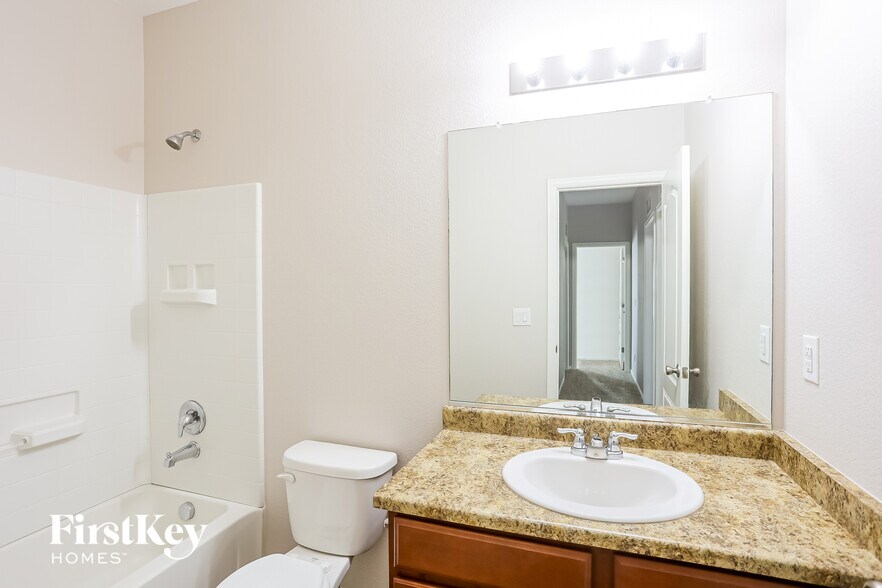 Building Photo - 6719 Liberator Trl