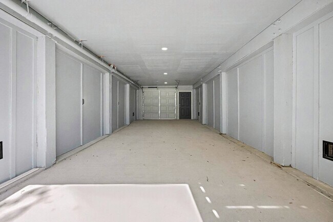 Building Photo - 3521 Avenue N 1/2 Rear