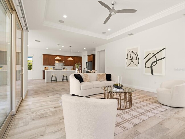 Building Photo - 10414 Royal Cypress Way