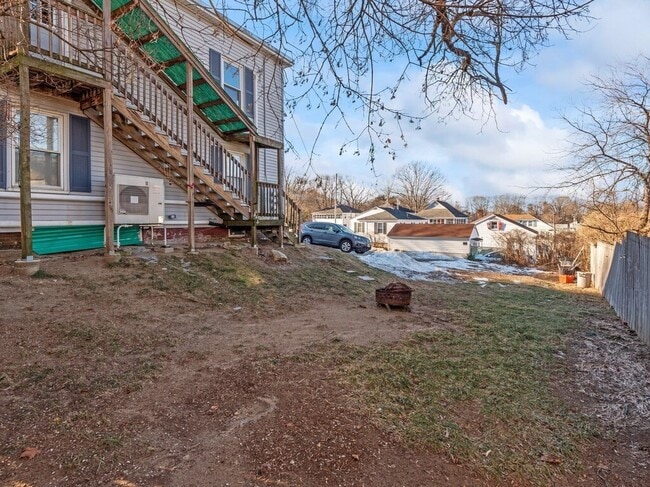 Building Photo - 52 Moran St