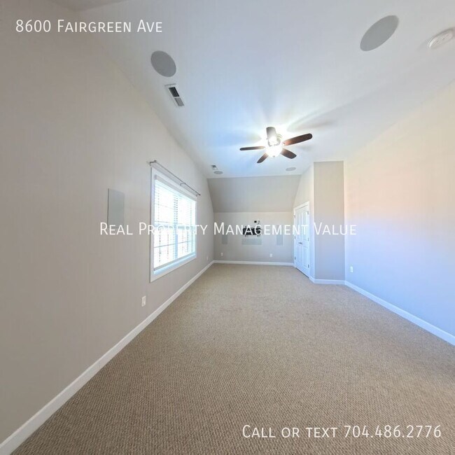 Building Photo - 8600 Fairgreen Avenue