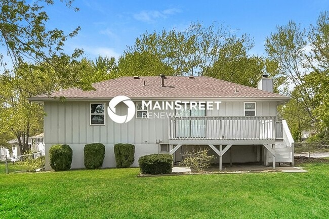Building Photo - 4 Bedroom Pet-Friendly Home in BELTON, MO with Main Street Renewal