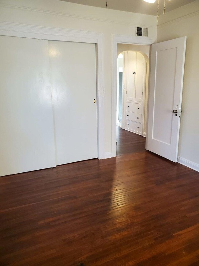 Building Photo - 4624 32nd St