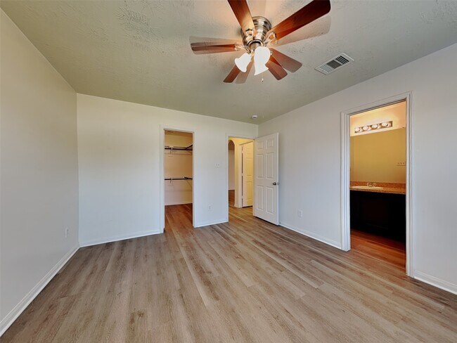 Building Photo - 3410 Maris Way