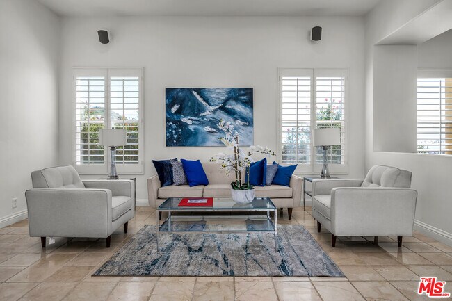 Building Photo - 16730 Calle De Catalina