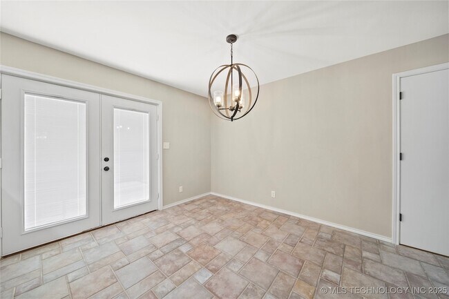 Building Photo - 11401 S 98th E Ave