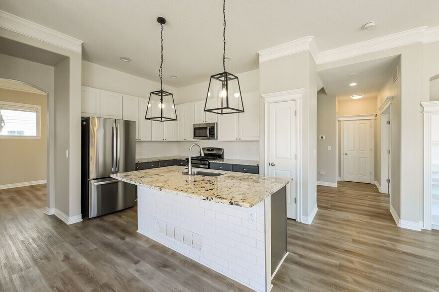 Building Photo - 10903 Belle Creek Blvd