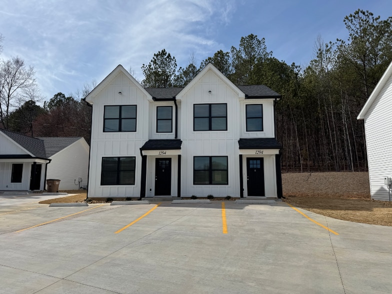 Primary Photo - 1294 Tunnel Hill Varnell Rd
