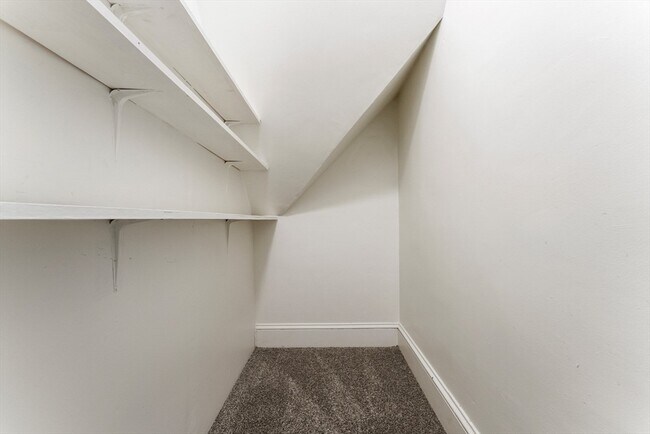 Building Photo - 247-249-249 Park St