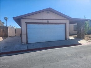 Building Photo - 4726 Madrigal Way