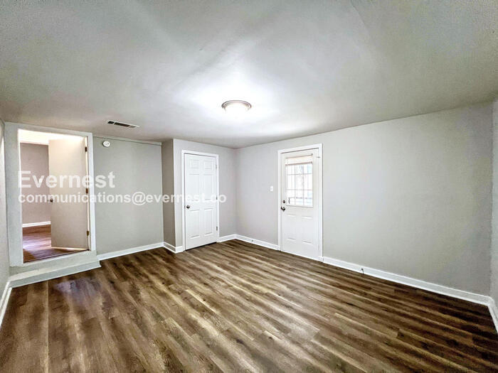 Building Photo - 4146 Rhodes Ave