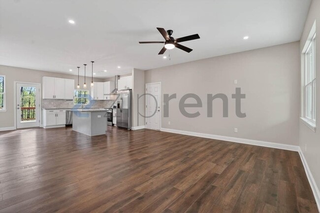 Building Photo - 3271 Cooper Bridge Rd