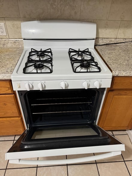 Building Photo - 12 E 36th St