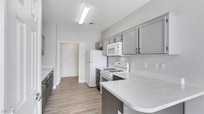 Building Photo - 74 Blue Beak Way