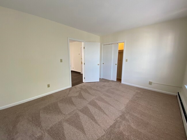 Building Photo - 133 Second St