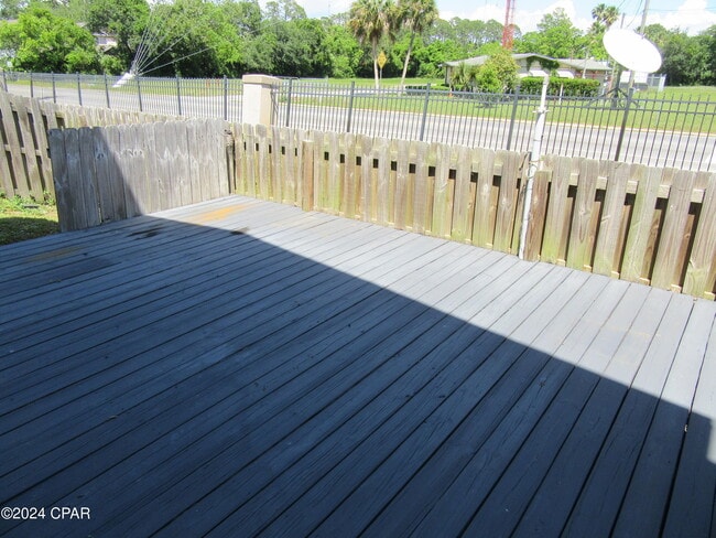 Building Photo - 2416 Astrid Ln