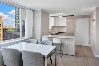Building Photo - 1 bedroom in New York NY 10019