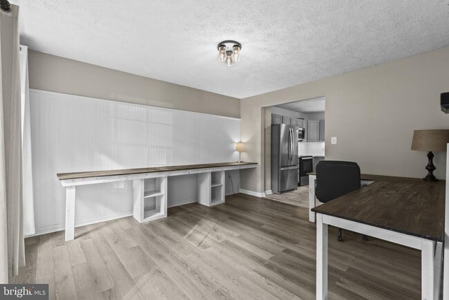 Building Photo - 738 Quapaw