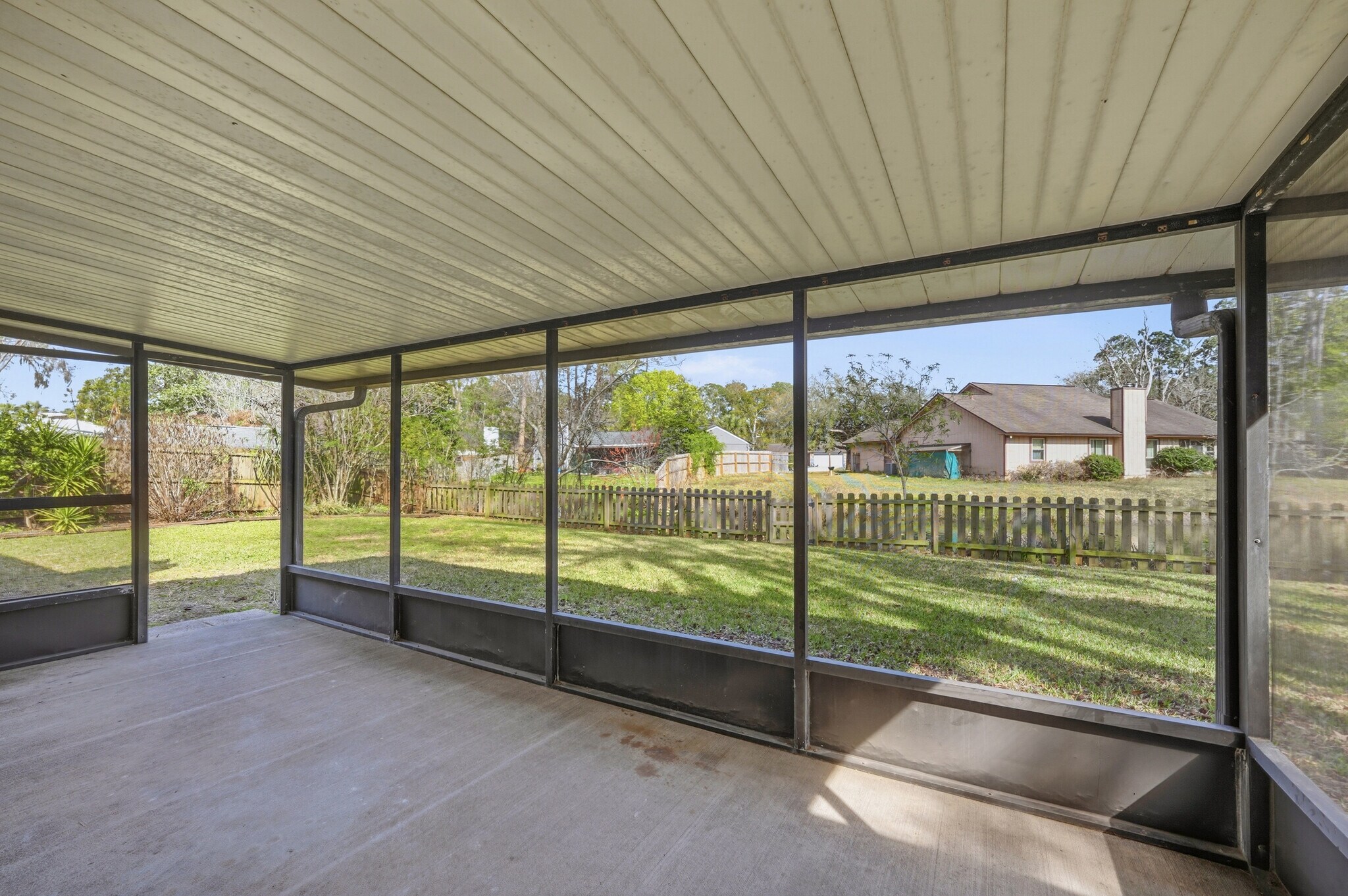 Building Photo - 11149 Losco Junction Dr S