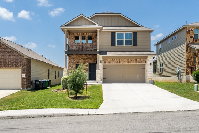 Primary Photo - 8323 Prickly Oak