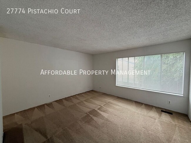 Building Photo - 27774 Pistachio Ct